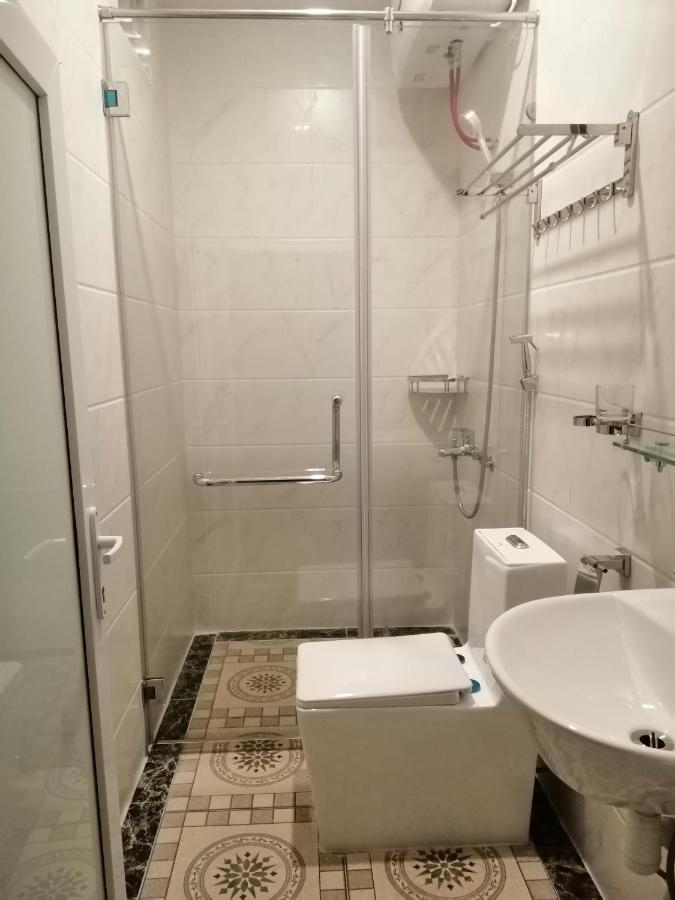 Roma Hotel Noi Bai Airport Ханой Екстериор снимка